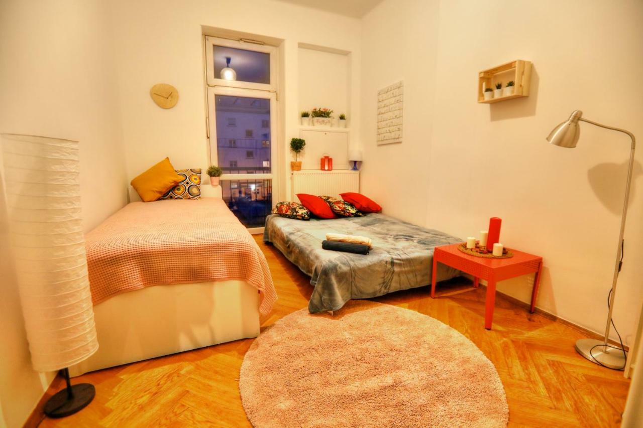 Big&Bright- Golden Apartments- Old Town Krakow Exterior photo